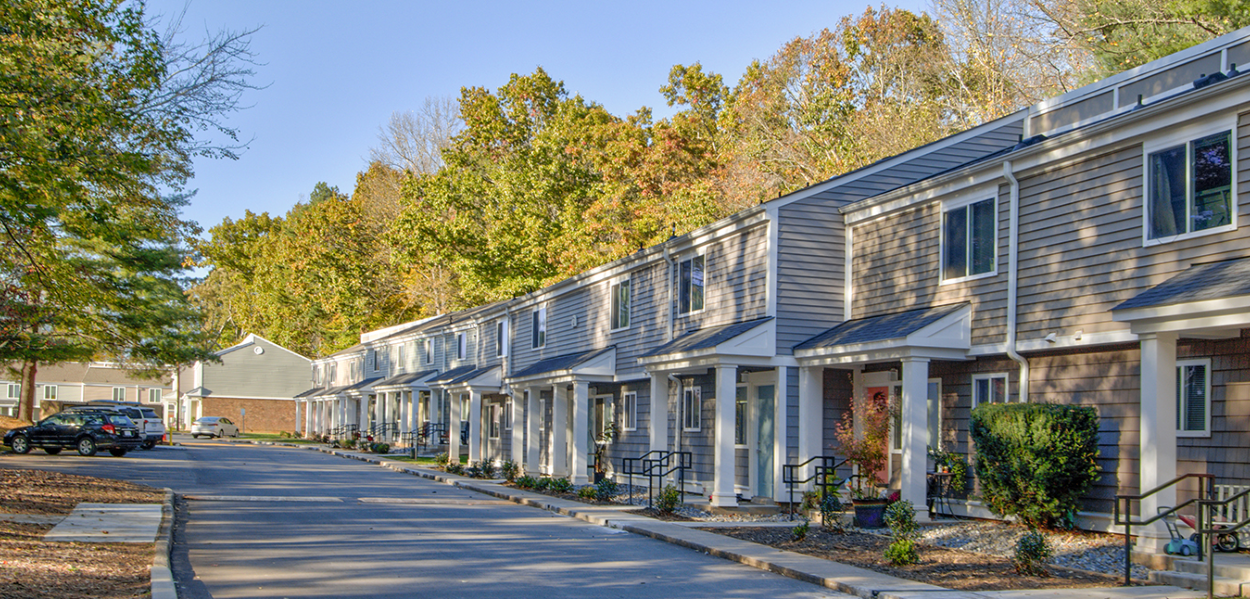 Ledgewood Village Apartments in Asheville, NC